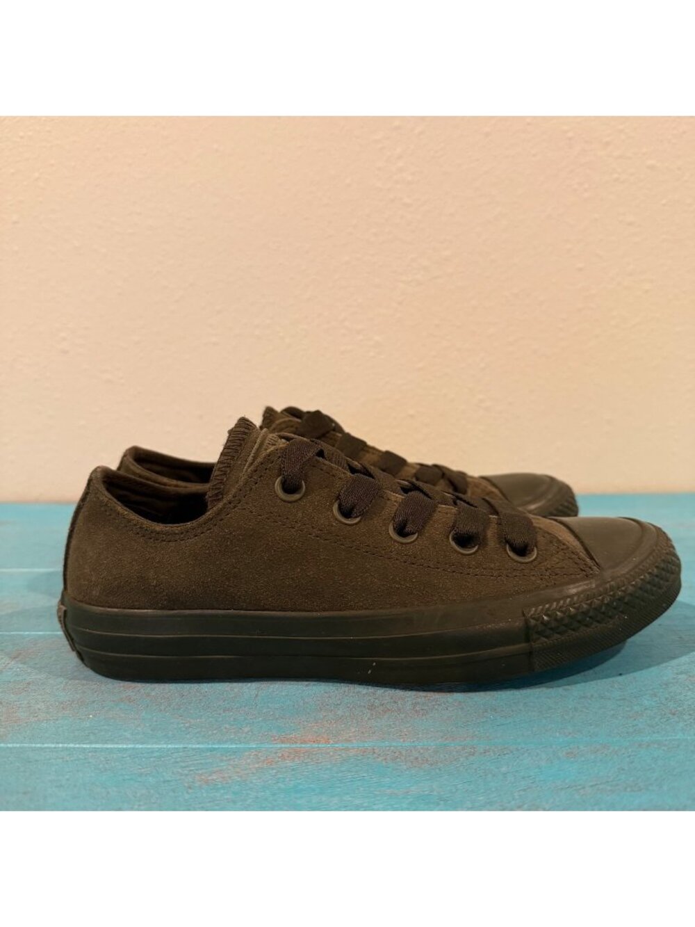 Converse All Star Low-Top Olive Green Suede Sneakers 162466C Women 5.5